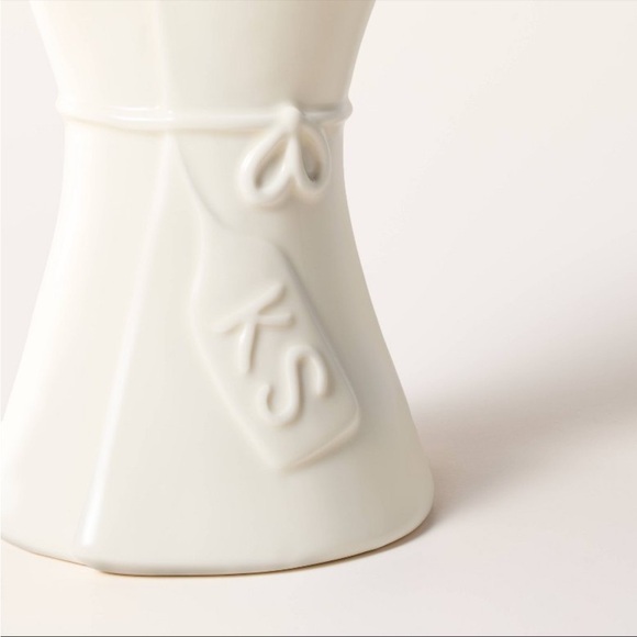 Kate Spade target White Ceramic Vase - Picture 3 of 3